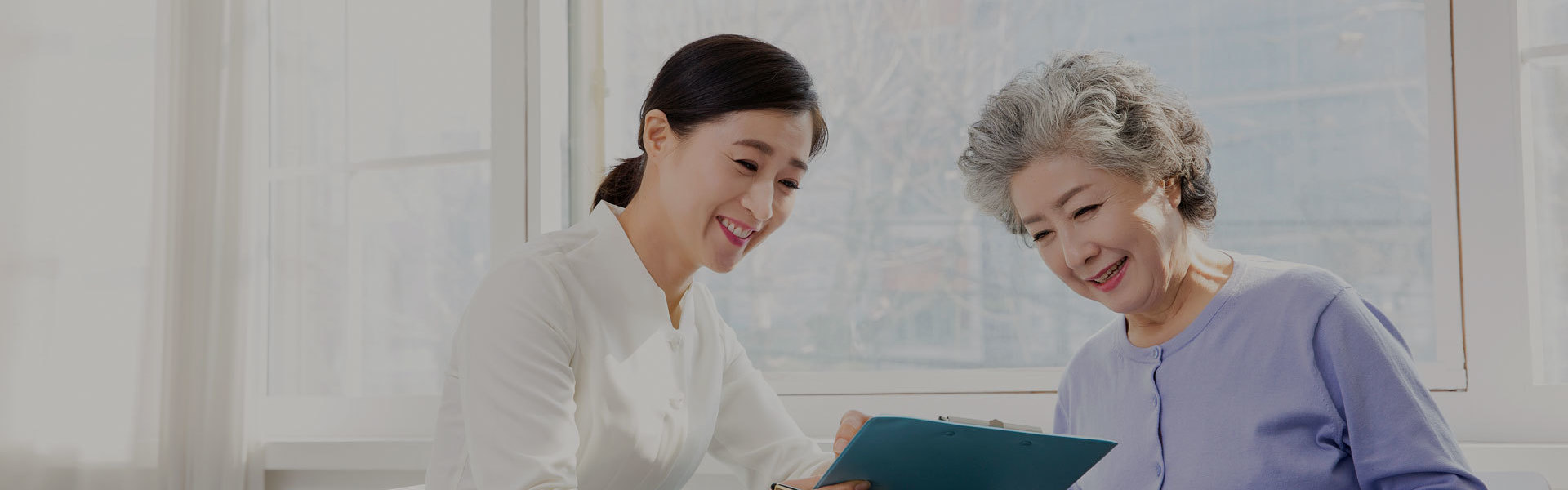 사회복지학|세상을 만드는 사회복지전문가|체계적인 학습지도와 실무경험중심의 차별화된 교육을 통해 사회변화에 능동적으로 대처하는 사회복지전문가로 양성합니다.